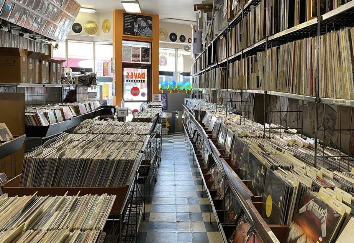 dave's records in lincoln park, chicago