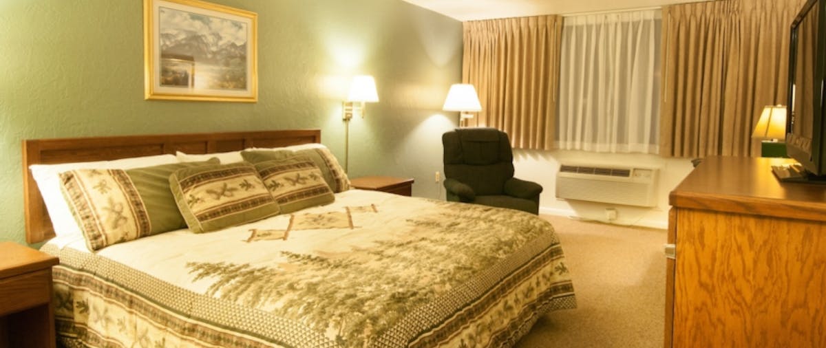 Hotels with Saatva Mattresses Saatva