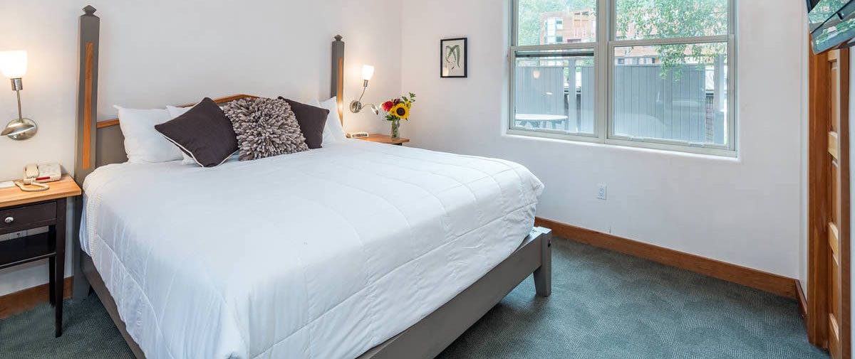 Hotels with Saatva Mattresses Saatva