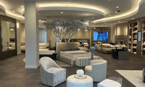 The interior of the Saatva Manhasset store for shoppers out east on Long Island seeking the best mattress and sleep products for a great night's rest.