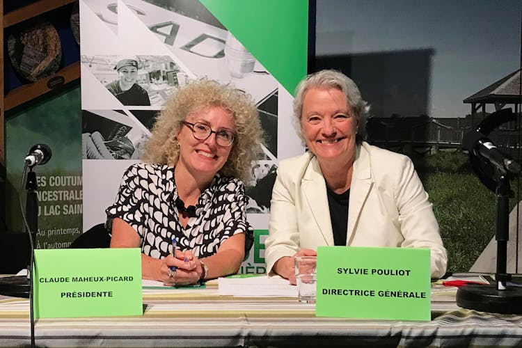 Claude Maheux-Picard, présidente du conseil d'administration en compagnie de Sylvie Pouliot, directrice générale de la SADC Pierre-De Saurel lors de l’assemblée générale annuelle le 28 mai dernier au Biophare.