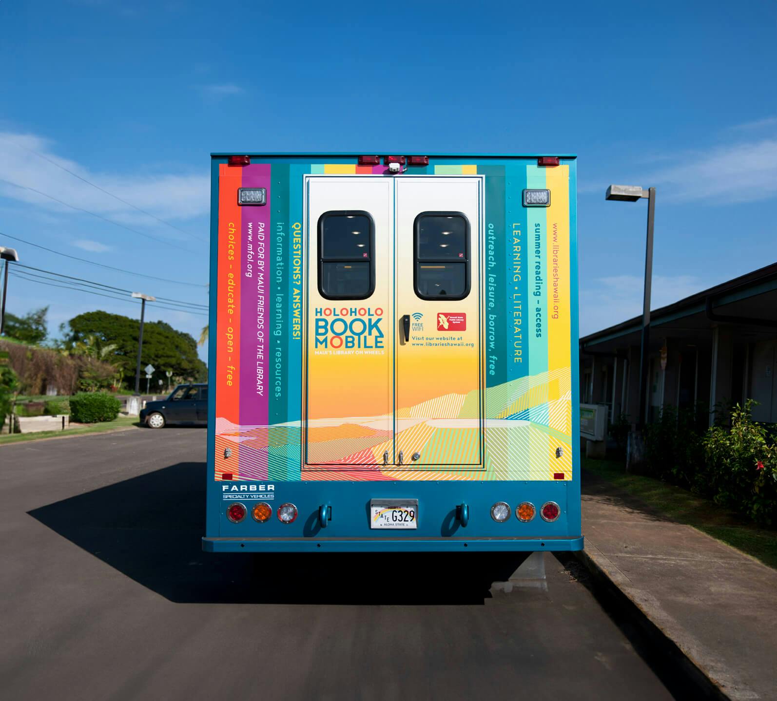 Holoholo Bookmobile backside view