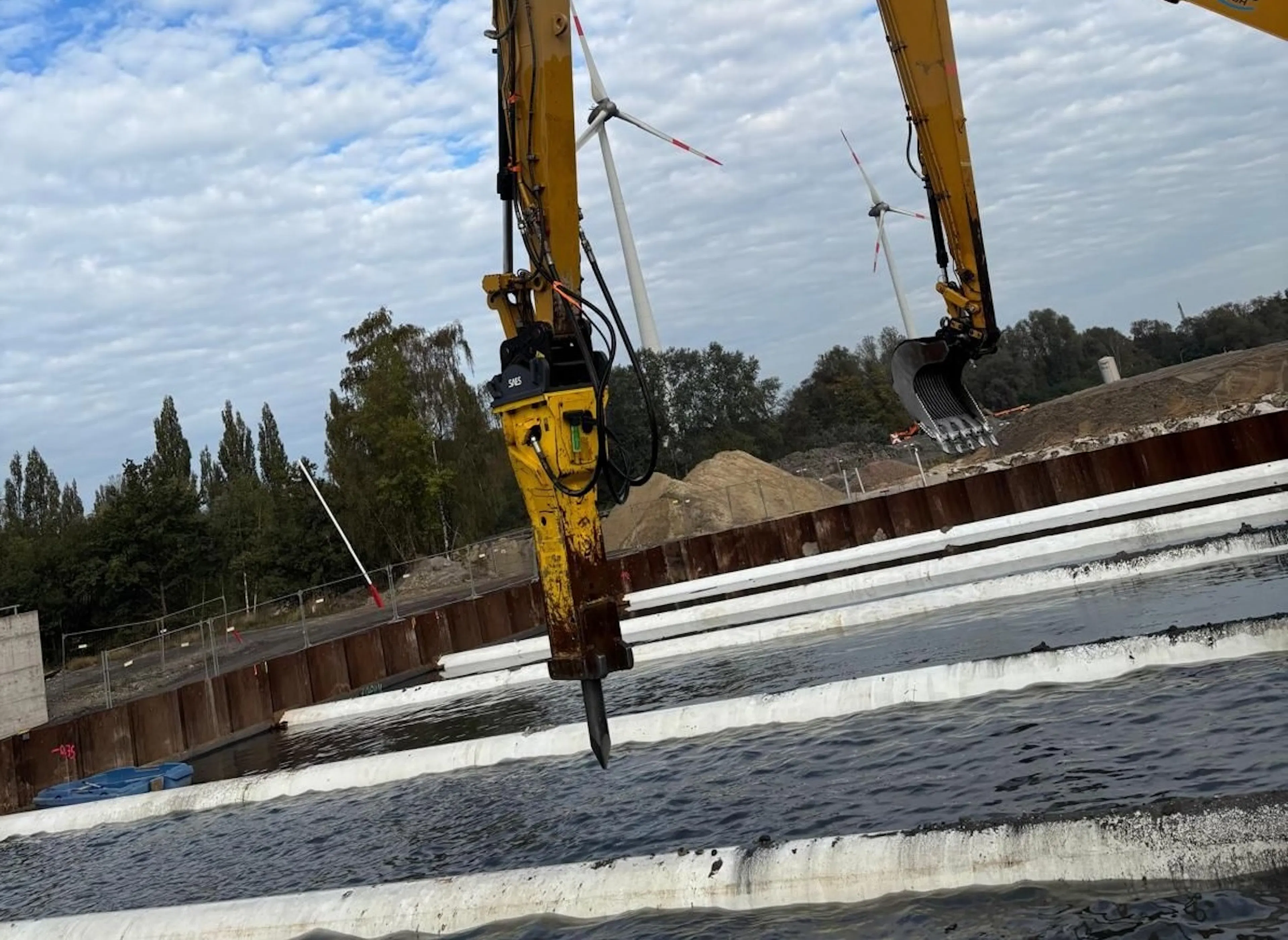 Epiroc sloophamer inzet onder water