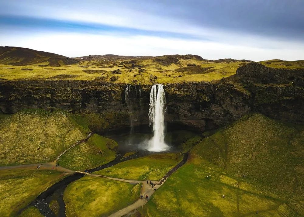 Seljalandsfoss waterfall