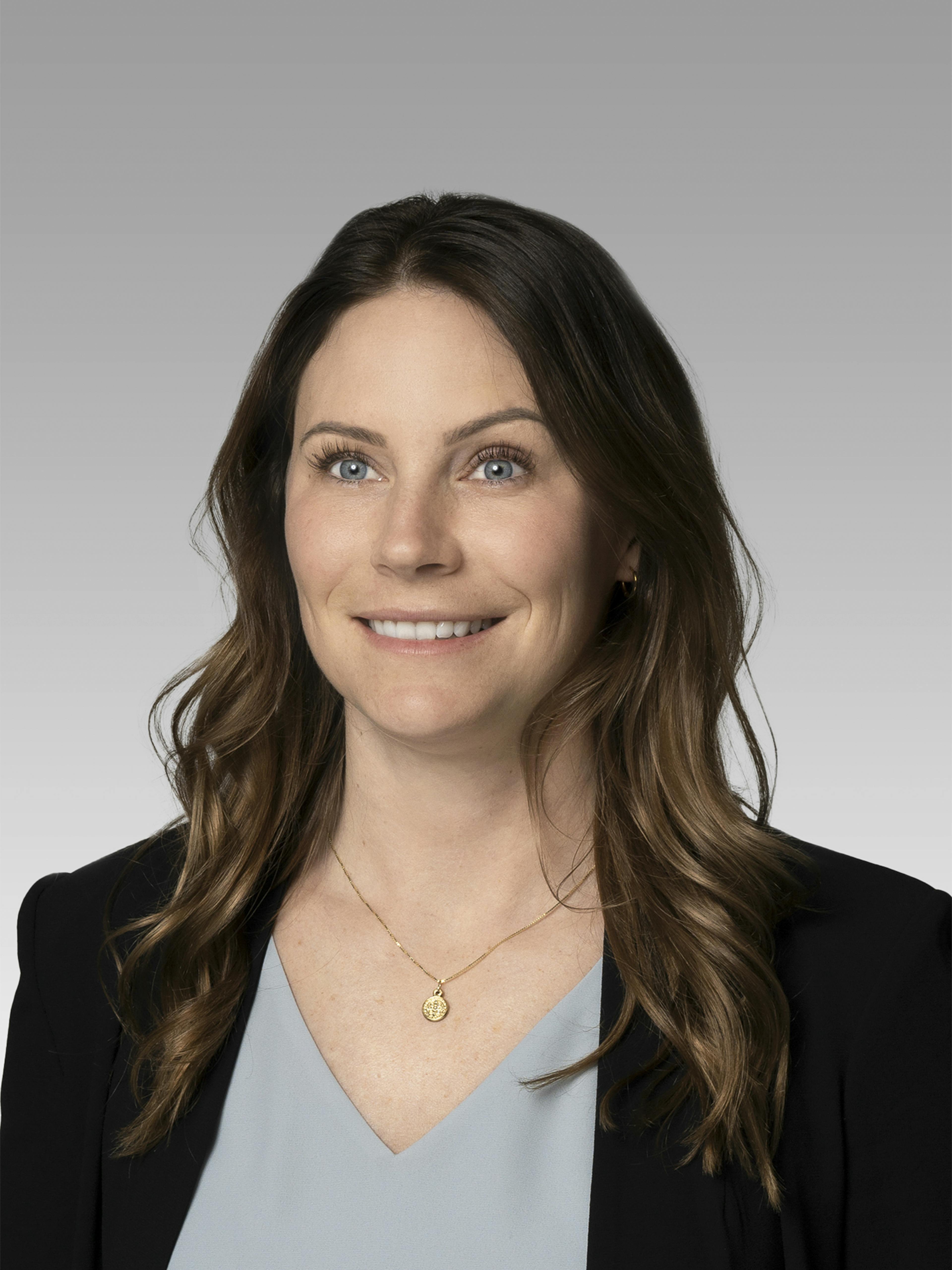 Sara Lawrence headshot