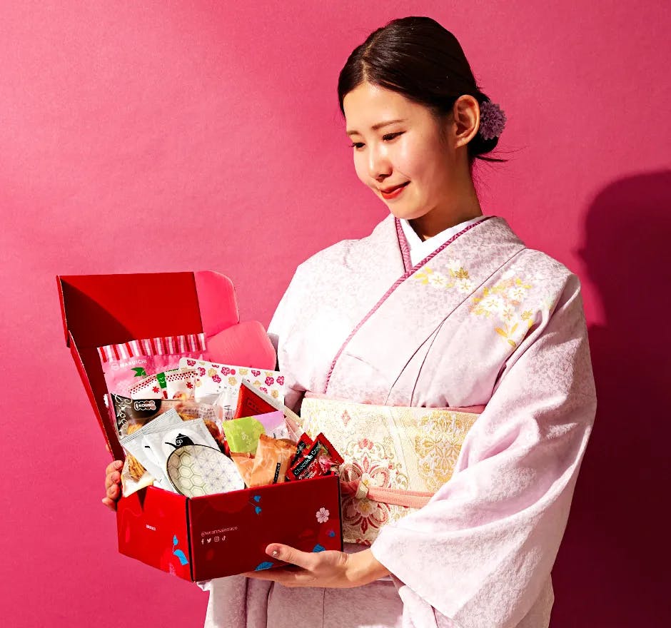 Buy Original Japanese Gifts & Gift Boxes Online – Japanese Taste