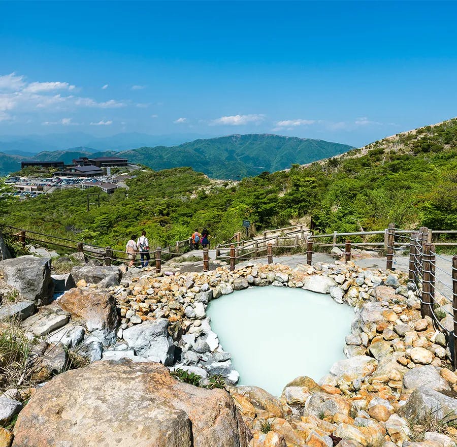 Hakone's geothermic valley: Owakudani
