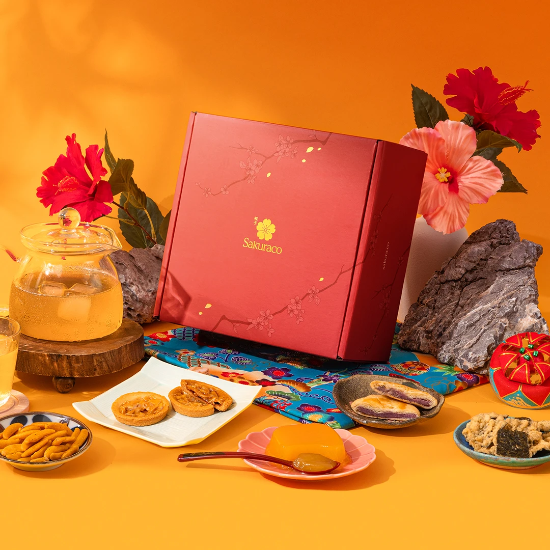 Sakuraco's August Box: Journey to Okinawa