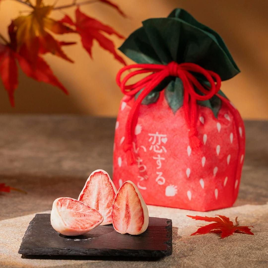 Tochigi White Chocolate Strawberries