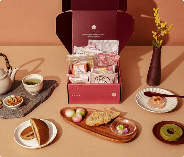 Authentic traditional snacks and teas from prefectures and seasons around Japan