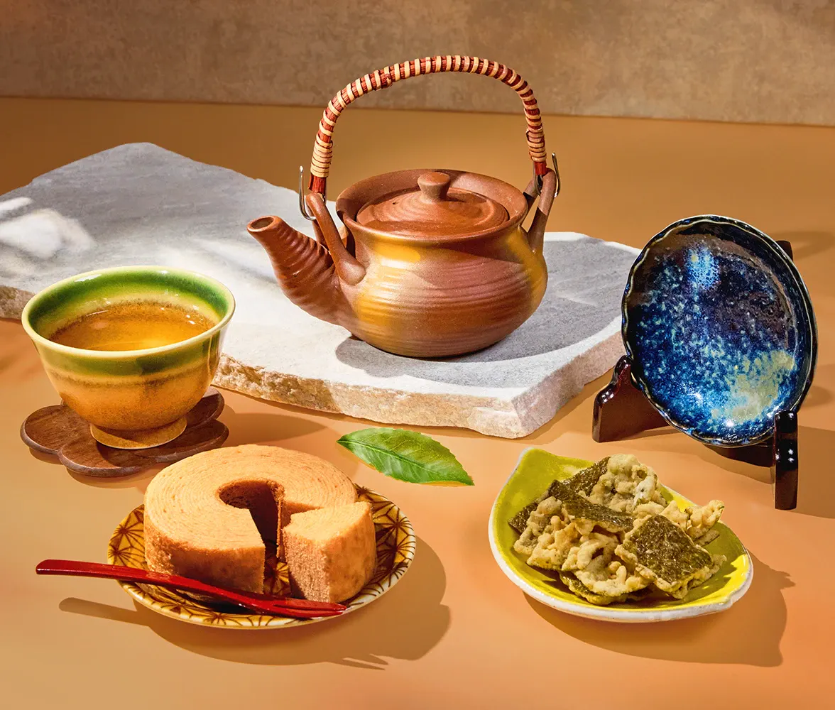 Tea Time in Hiroshima