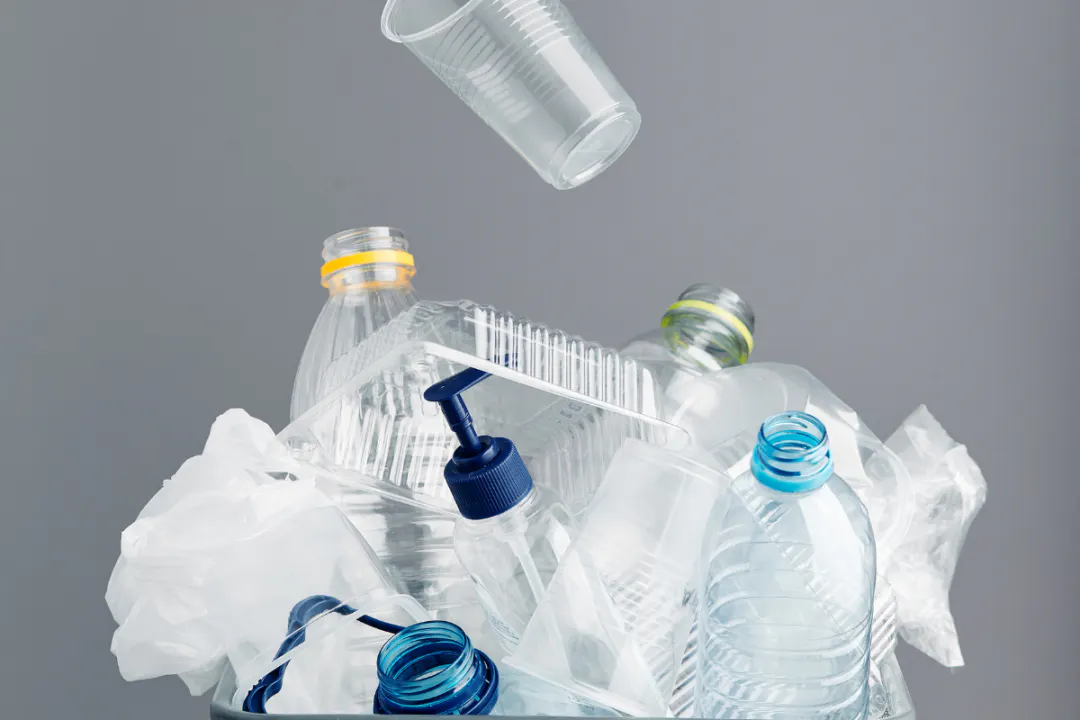 Reglugerð um merkingar einnota plastvara og söfnunarmarkmið veiðarfæra ...