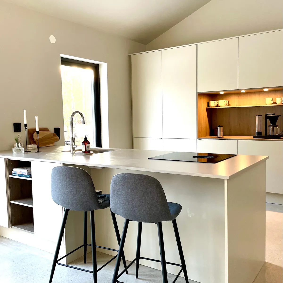 sanda-101-interior-2