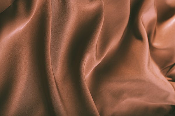 sleeping on mulberry silk sheets