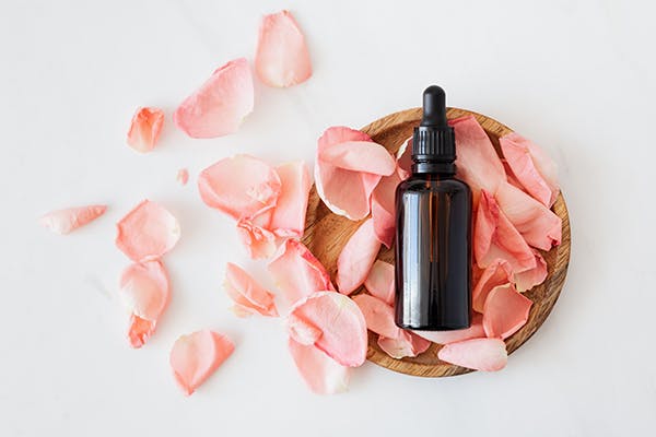 best essential oil blends to fall asleep