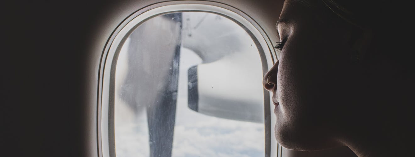 how to sleep on a plane