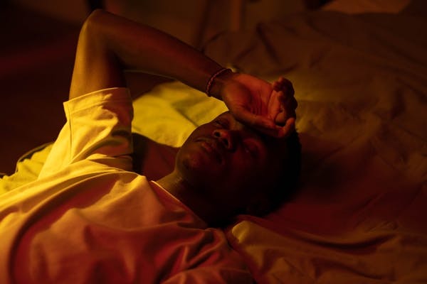 does sativa make you sleepy or hyper