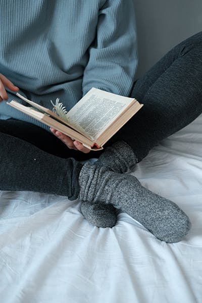 going to bed with socks on
