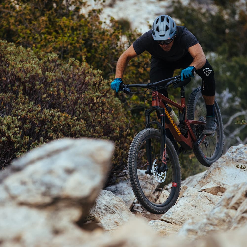 Reserve 37 Mountain Wheel tackling a rock garden.