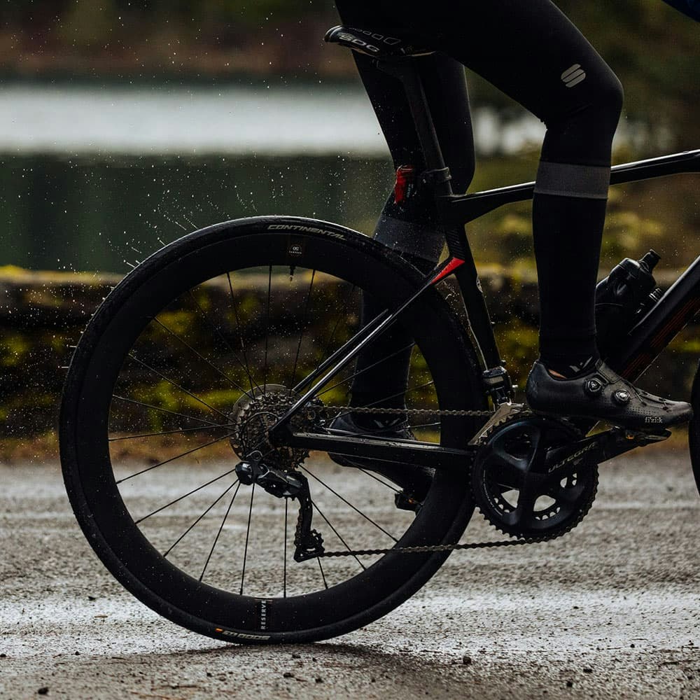 Aero Reserve road wheels in motion on a rainy day