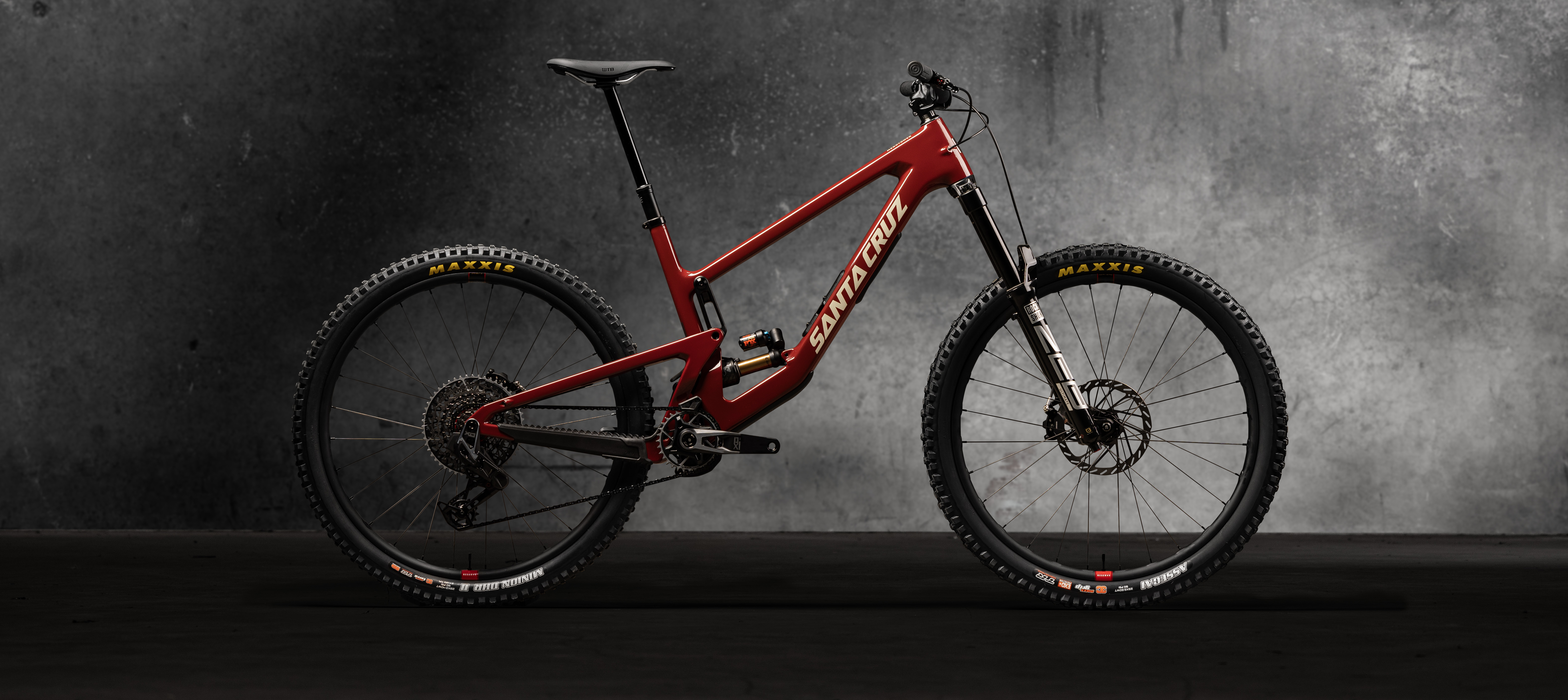 Megatower Enduro Mountain Bike Santa Cruz Bicycles