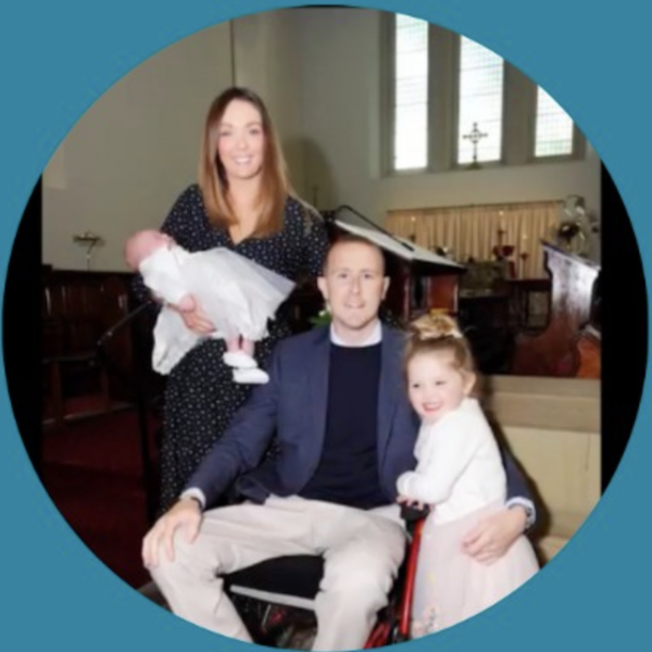 Tom Makin with his family.