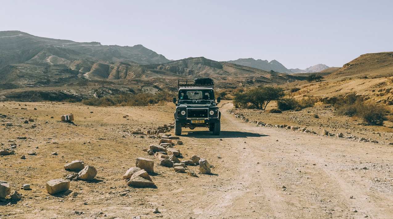Jeep in der Wueste