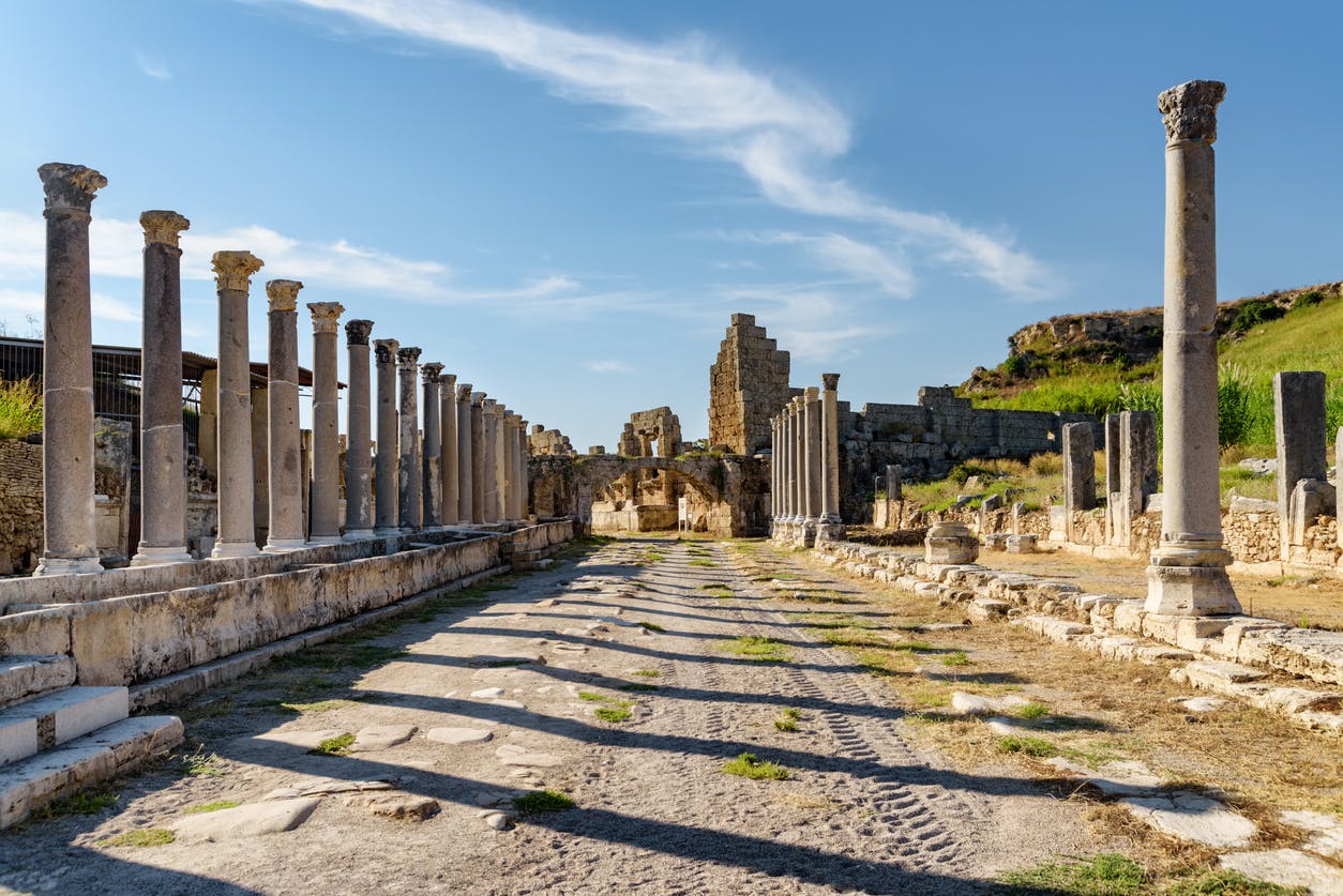 Day 1: Explore the red canyons of Timna Park and visit Solomon’s Pillars at sunset.