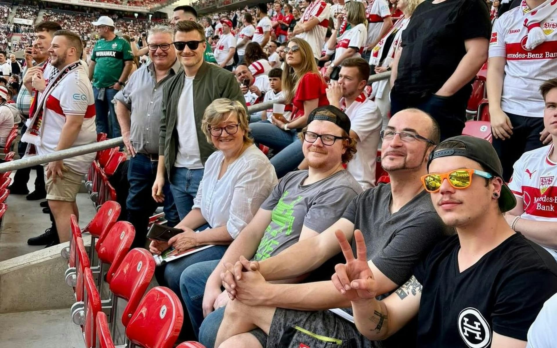 Team von Parkett Saussele gemeinsam bei einem Teamevent