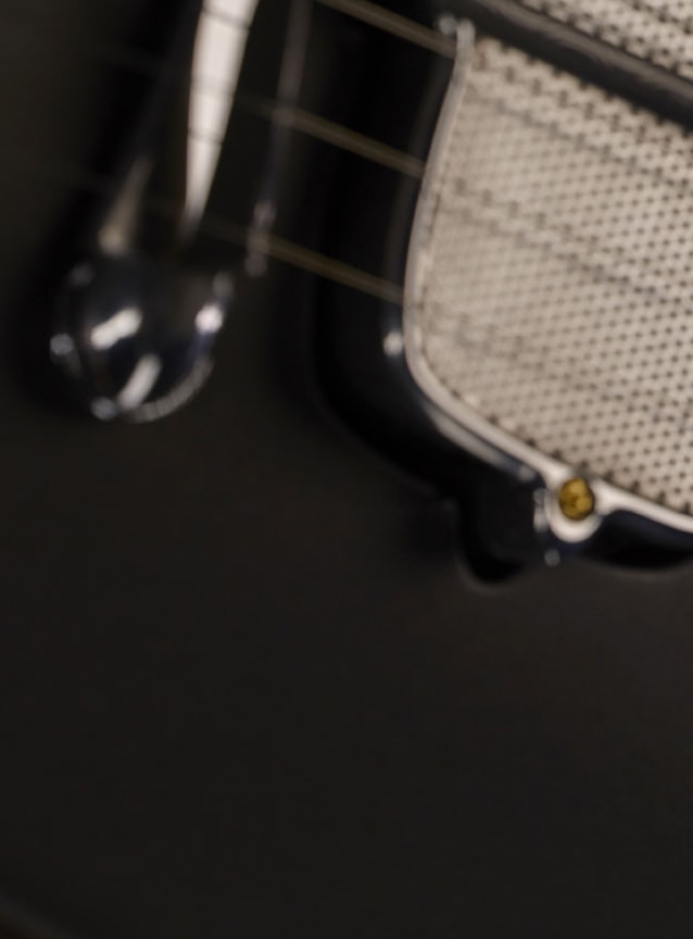 bridge and pickup on the One piece master I guitar