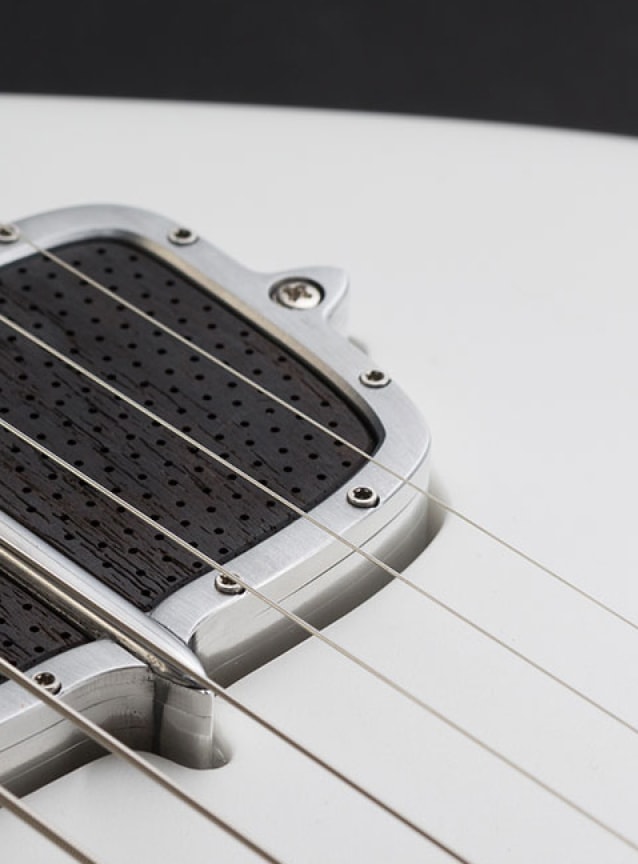 pickup part on the One piece master II guitar