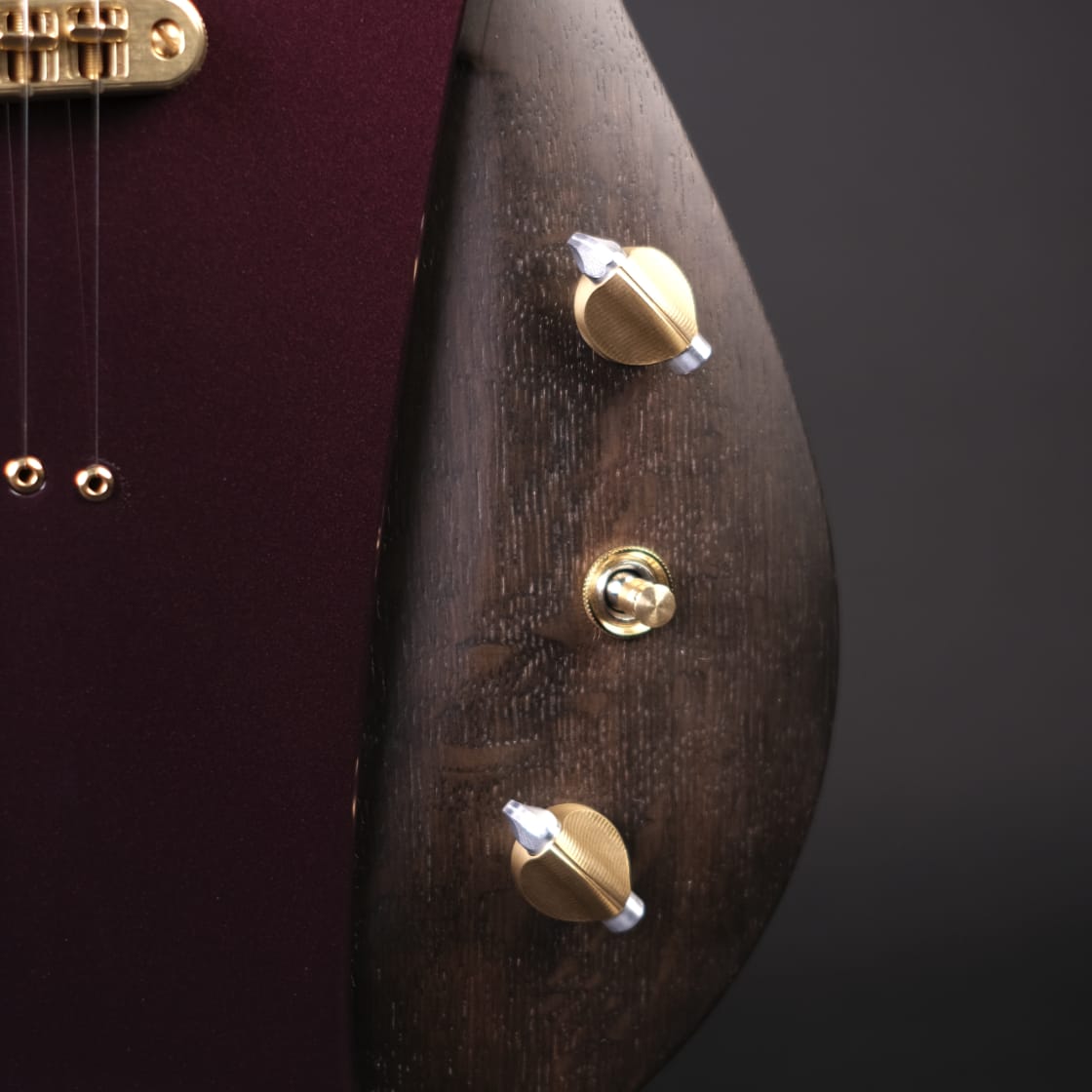 Sauvage tr3ptych solid-body knobs and 3-ways selector