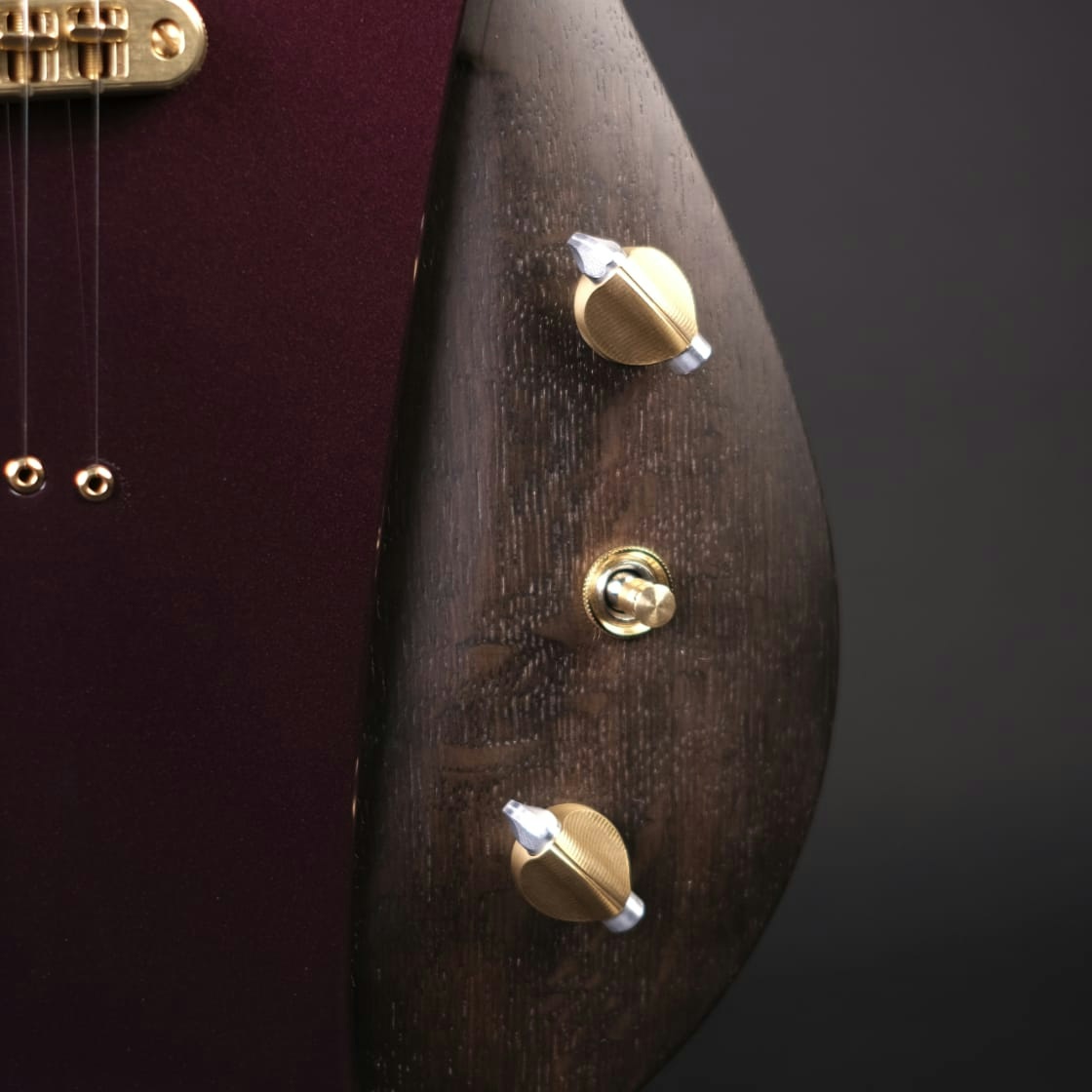 Sauvage tr3ptych solid-body knobs and 3-ways selector