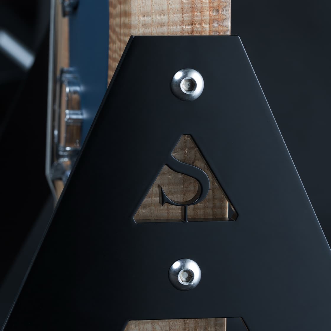 One-pieace master III guitar stand part