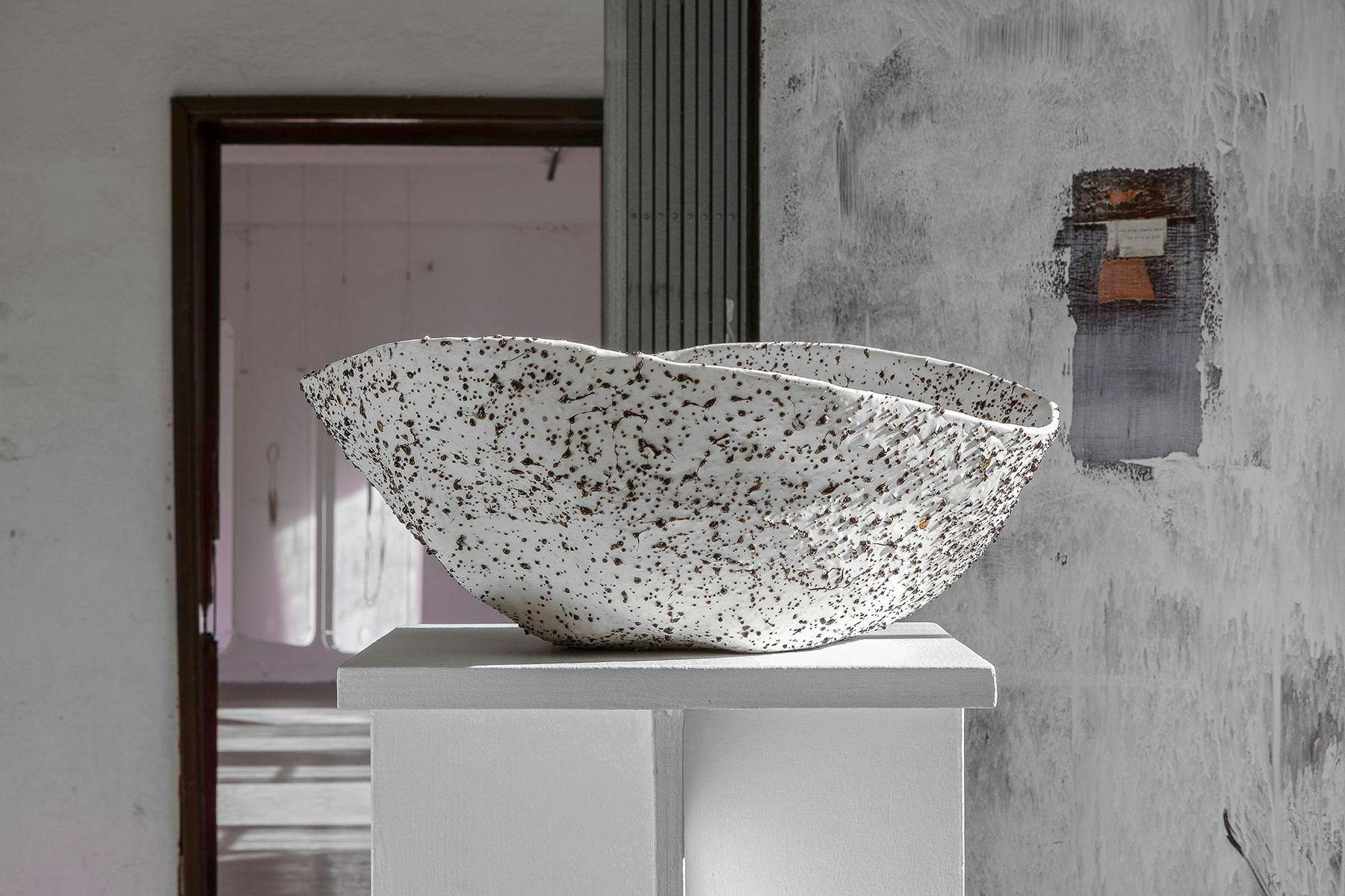 TELLURIDE Vessel made from Lava Stones and Audrey Blackman porcelain | “If I was to establish a system, it would be, that Mountains are produced by Volcanoes, and not Volcanoes by Mountains.” Sir William Hamilton | Photo by Fabrizio Vatieri