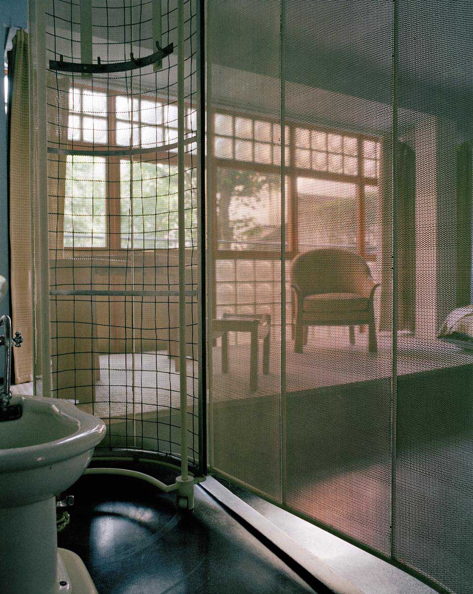 アート・デザイン・音楽 La Maison de Verre A defining moment in Modern design: the collection of the