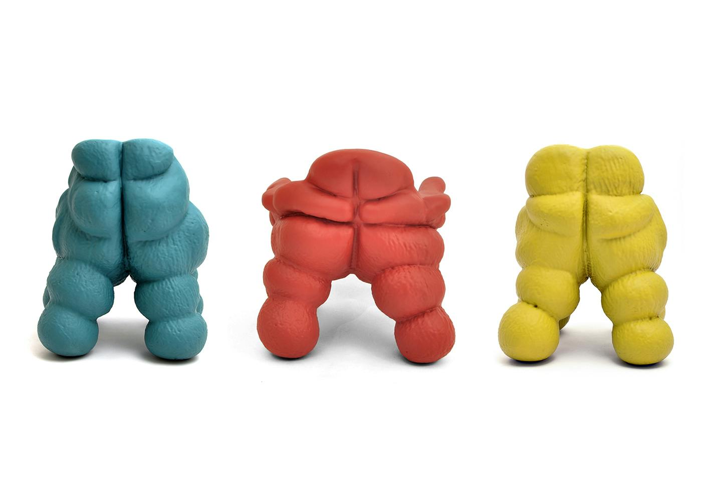 The Happy Misfits were inspired by bodybuilders’ ability to shape their body. Rutger de Regt developed a flexible moulding system using a balloon and polystyrene pearls. Applying restrictions to the mass enables him to sculpt and form each Happy Misfit individually as a unique handmade object. The Happy Misfits Armchair is part of Vitra Design Museum, 2010