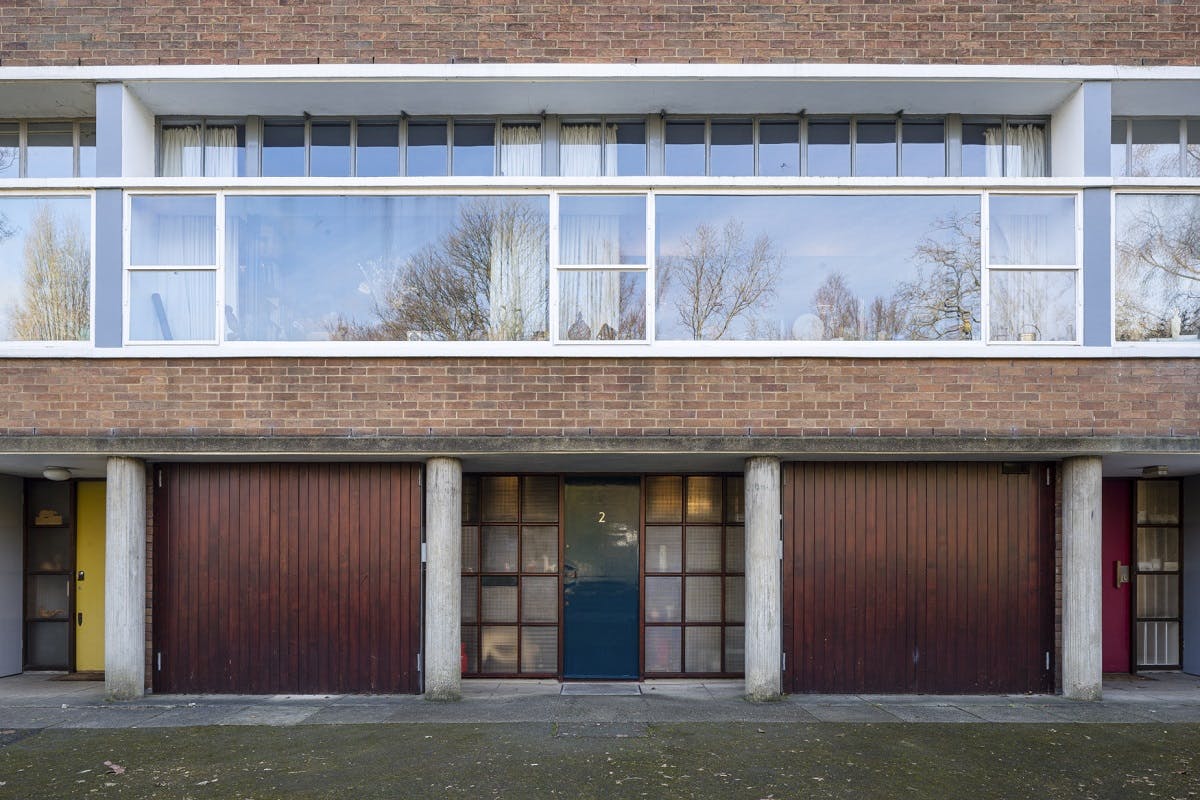 The design faced resistance from local residents during its planning phase, who were concerned about the modern aesthetic disrupting the traditional character of the Hampstead area.