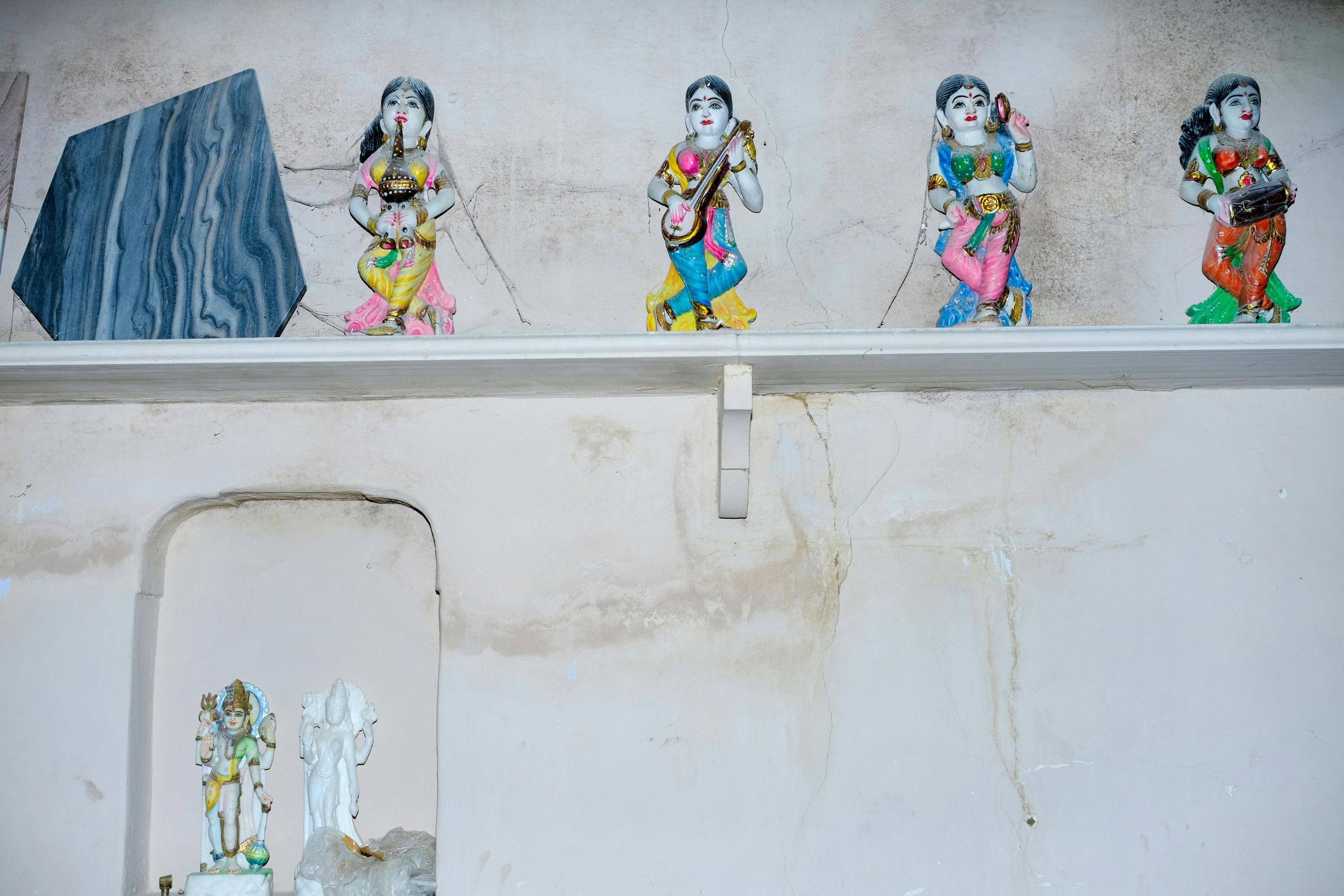 Indian Statues in Studio Raw Materials Makrana India Studio