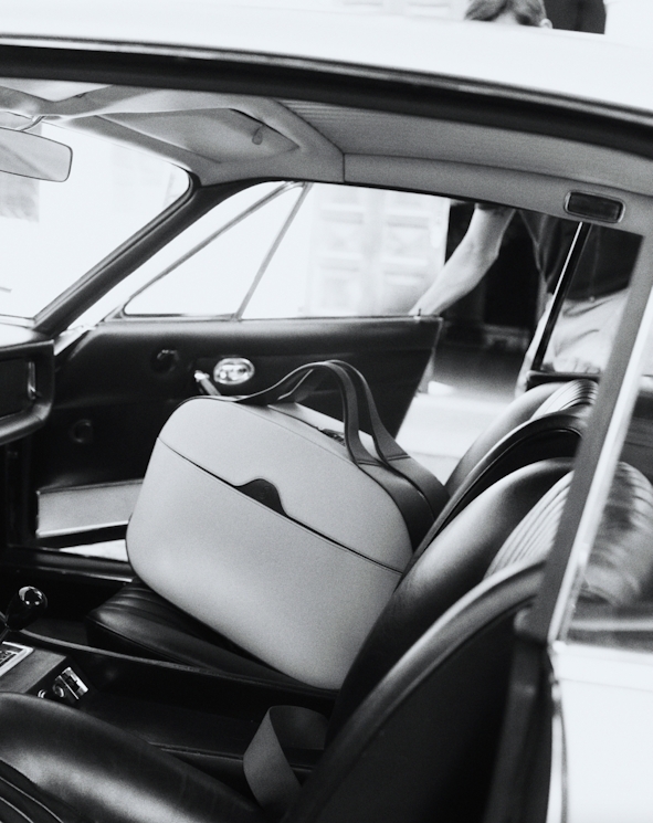 Schedoni-Italian-Hand-Made-Luxury-Leather-Goods-Our-Story-Stelvio-In-a-Car