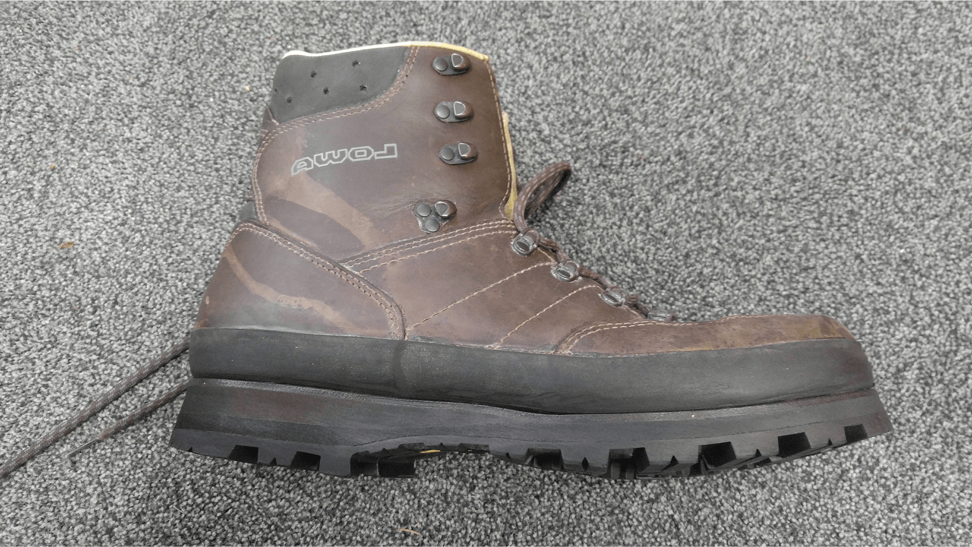 Neuaufbau auf den Wanderschuh