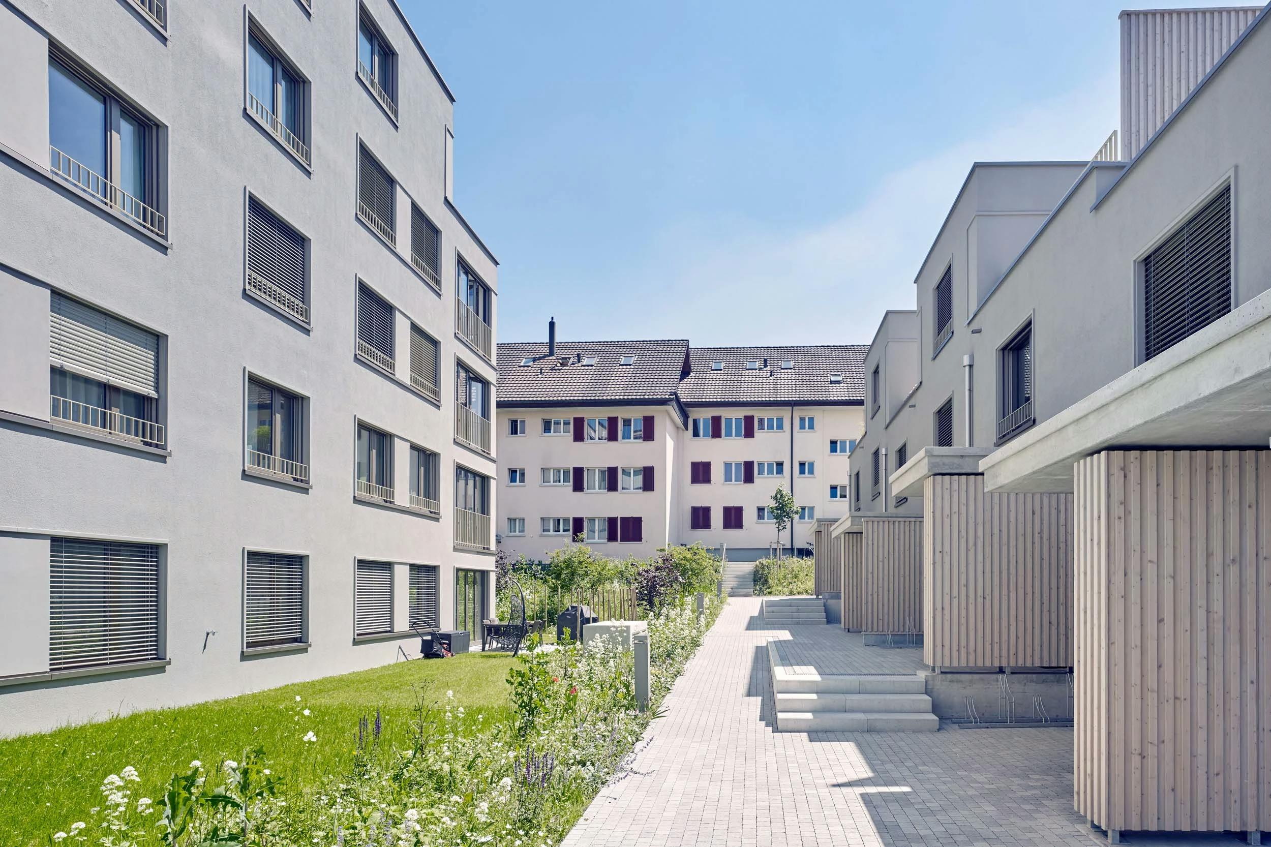 Wohnsiedliung LIVIO, Bülach, Innenhof