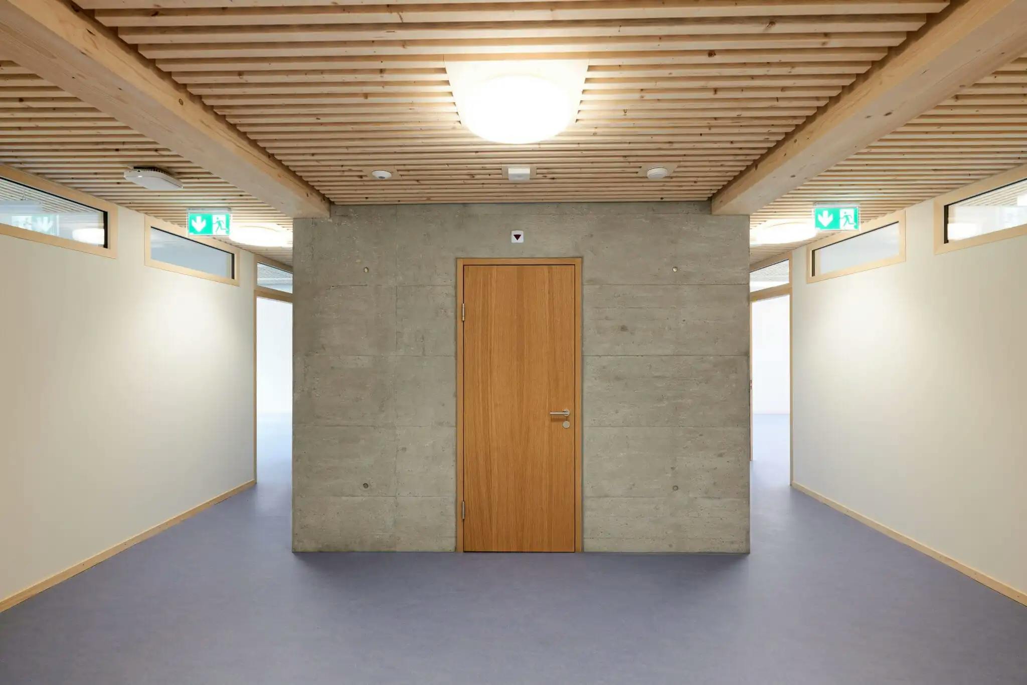 WSL, Davos, Innenraum mit Türe