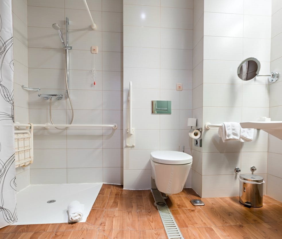 Conception de salles de bain PMR et sénior
