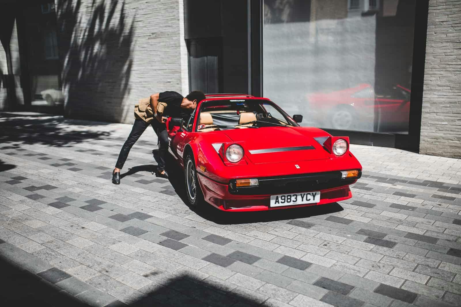 https://images.prismic.io/scoutyweb/51ecd25e-4dba-4d94-9ce4-c00a1506f976_Louis-and-Ferrari-mayfair.jpg?auto=compress,format