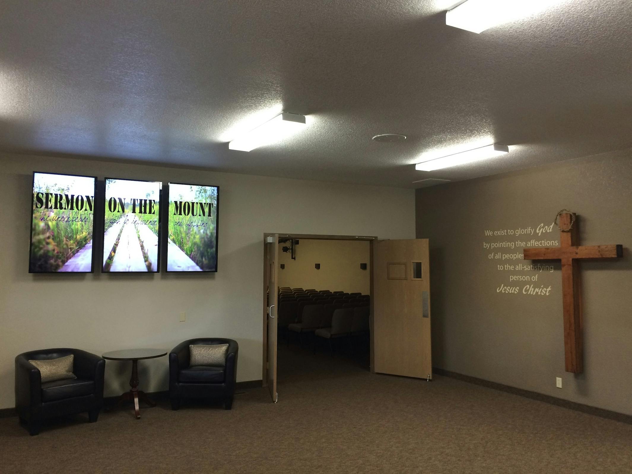 4 Church Digital Signage Examples ScreenCloud 4 Church Digital Signage Examples ScreenCloud