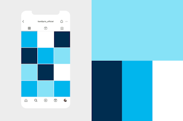 Une maquette vidéo montrant une personne faisant défiler Instagram sur un téléphone, où on peut voir différents camaïeux des médias sociaux de Familiprix. Les teintes vont du bleu au vert, en passant par l'orange et le rouge.