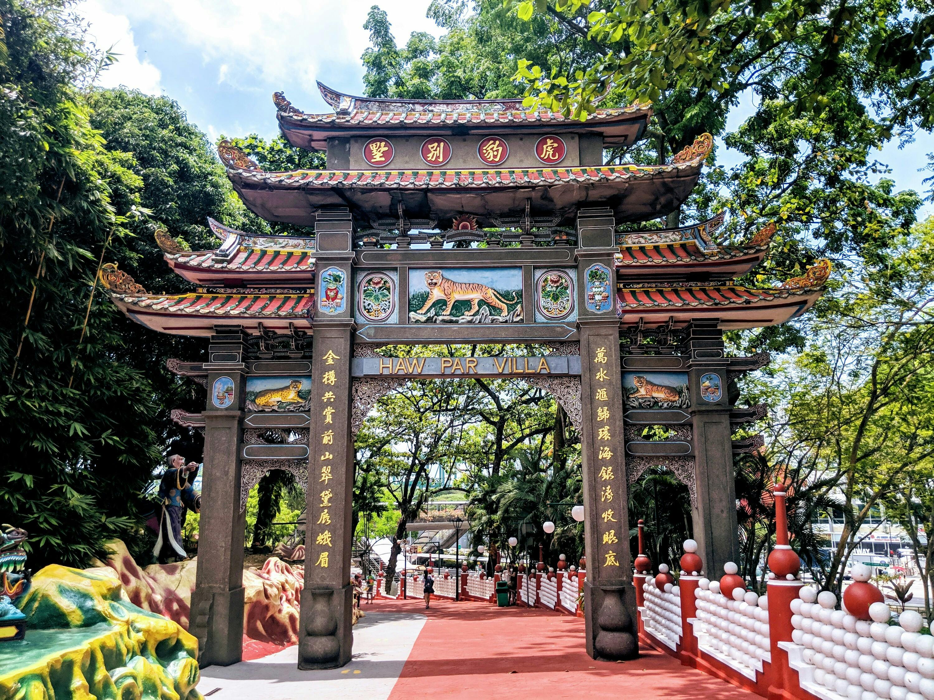 Super quirky Haw Par Villa theme park, where gory things happen to children who don't study