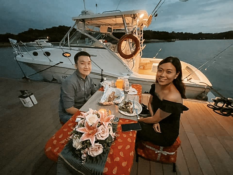 Wine and dine on a private yacht to Lazarus Island. Great for proposals and birthdays!