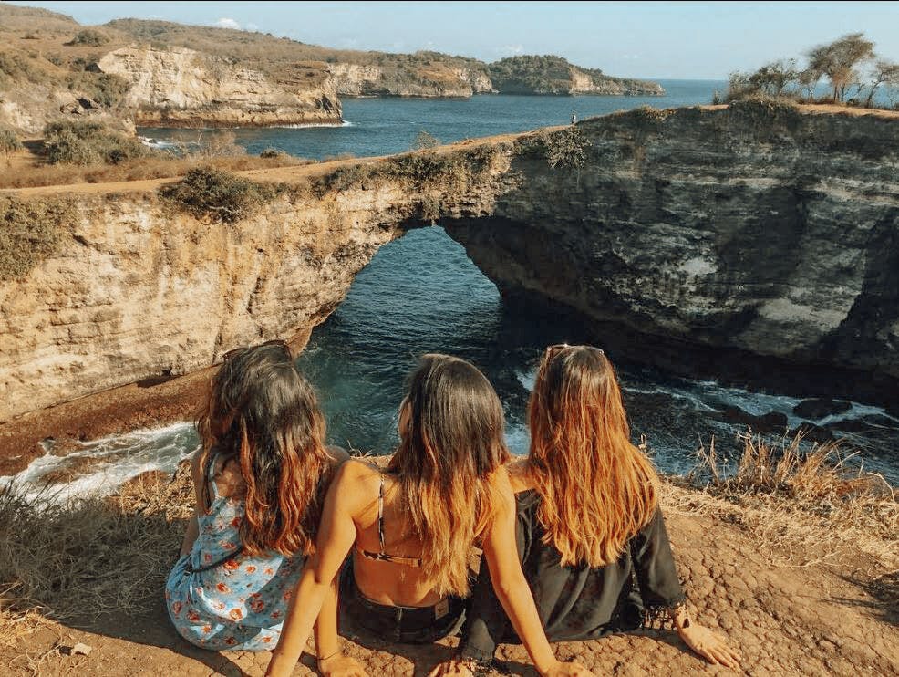 Enjoying views over Broken Beach in Nusa Penida 